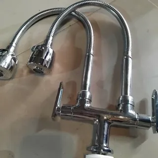 Hình ảnh Vòi Rửa Bát Đôi Cần Lò Xo (Cần Mềm) 2 Van Độc Lập | Thiết Bị Nhà Bếp Bình Dương